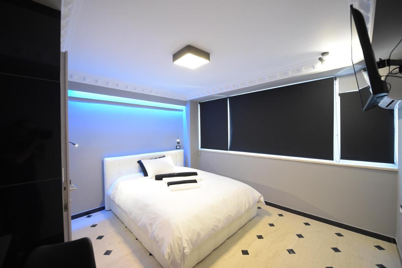 Pietra Mare Suites Patras Exterior photo
