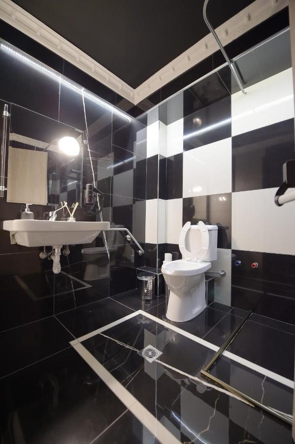 Pietra Mare Suites Patras Exterior photo