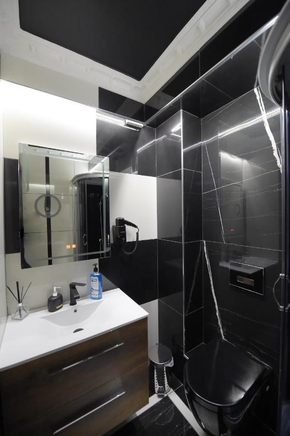 Pietra Mare Suites Patras Exterior photo