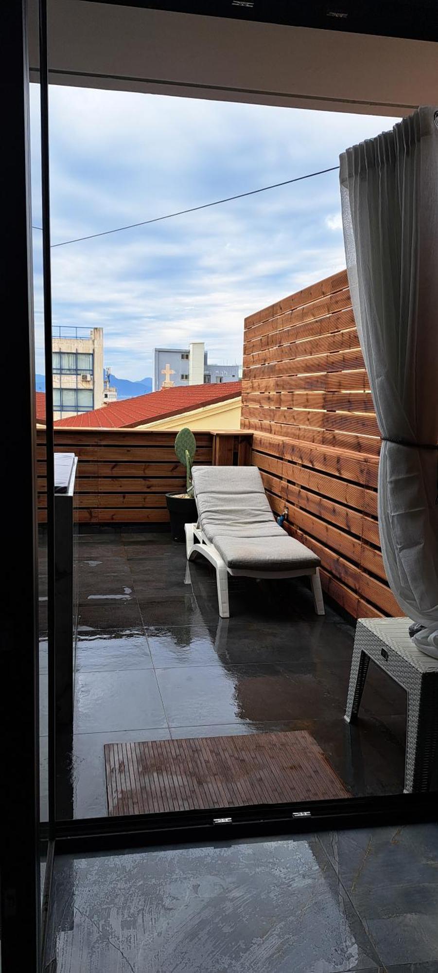 Pietra Mare Suites Patras Exterior photo