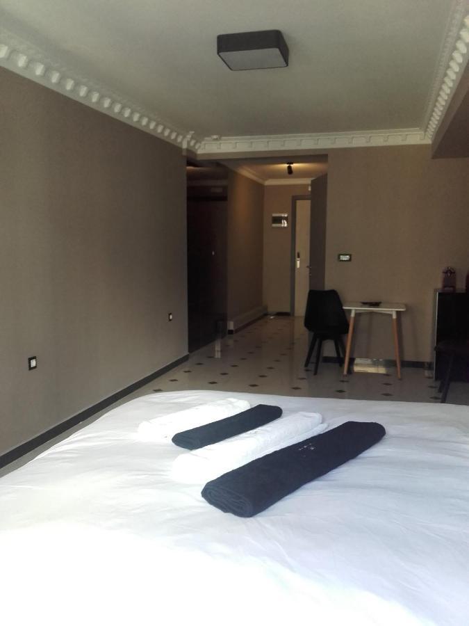 Pietra Mare Suites Patras Exterior photo