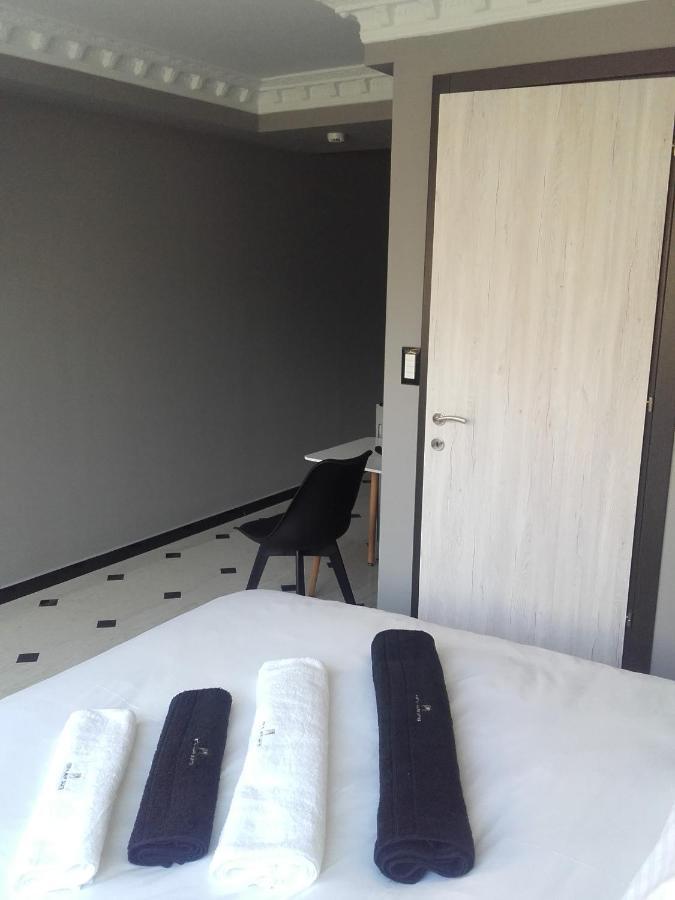 Pietra Mare Suites Patras Exterior photo